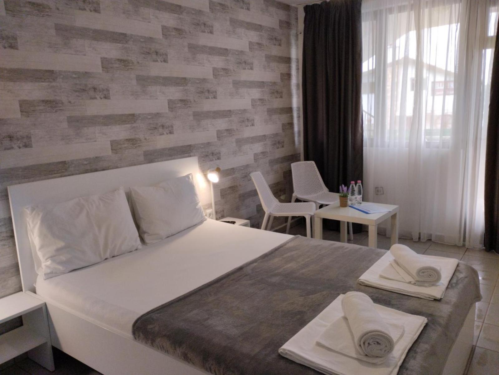 Simada Blue Guesthouse Golden Sands Eksteriør billede