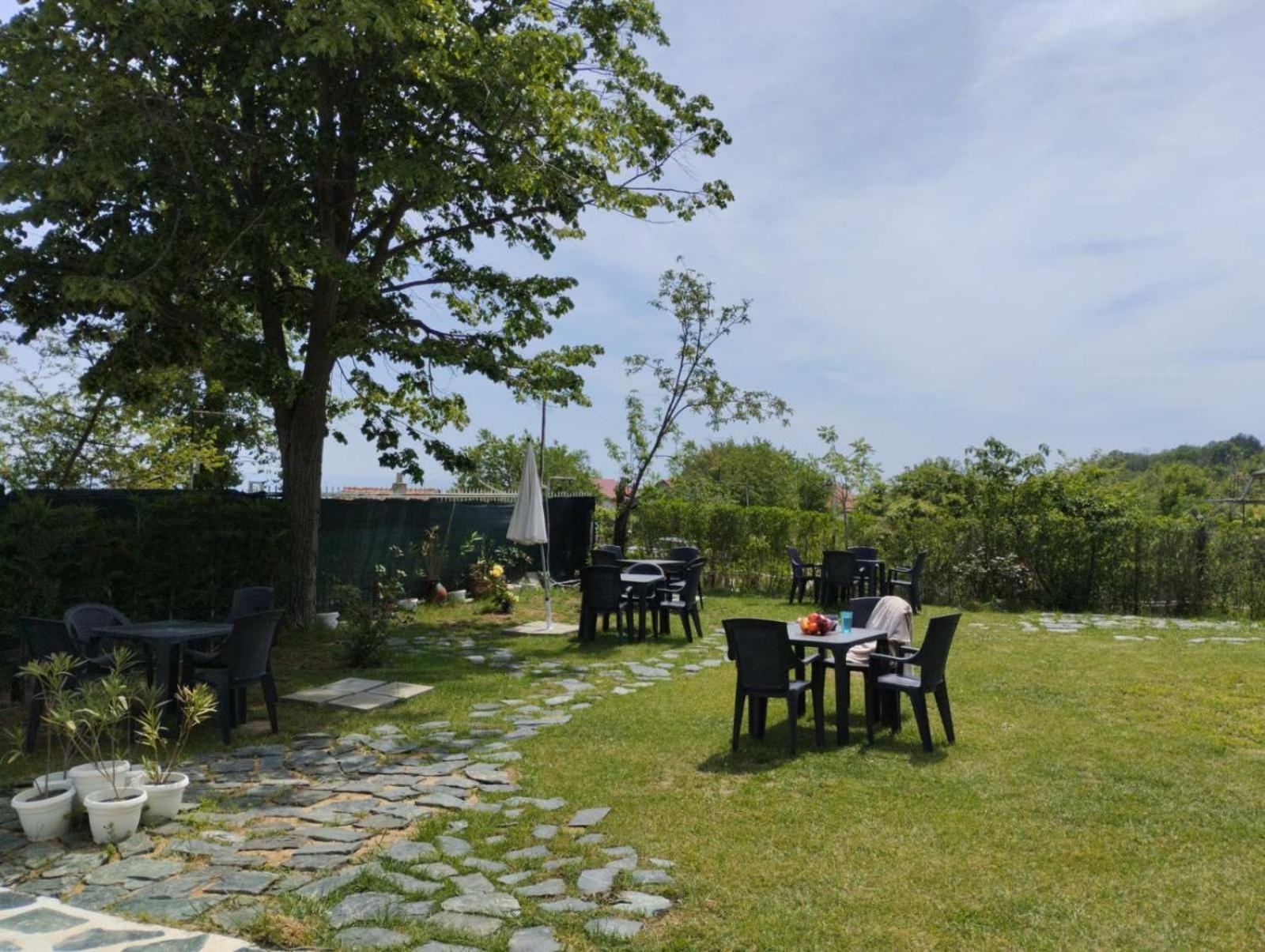 Simada Blue Guesthouse Golden Sands Eksteriør billede